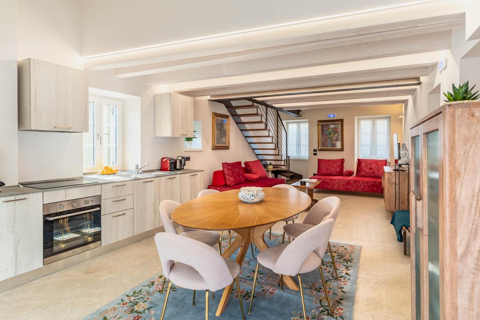 Ferienwohnung Luxury 2Br W/ River Castle View In Borgo Valsugana Exterior foto