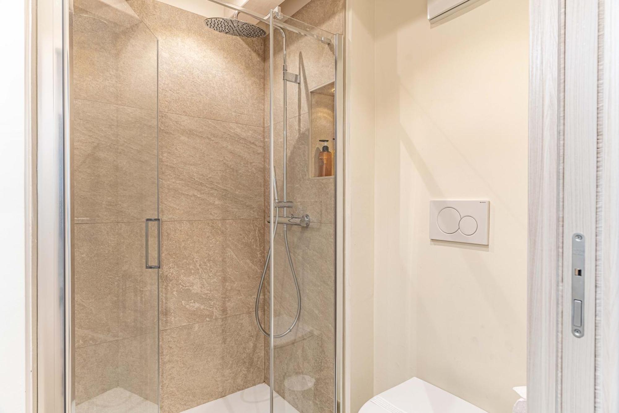 Ferienwohnung Luxury 2Br W/ River Castle View In Borgo Valsugana Exterior foto