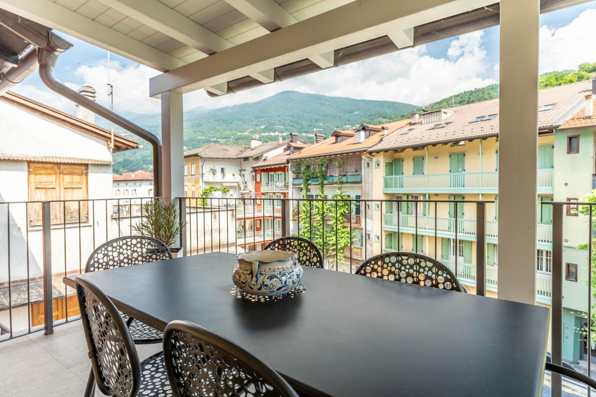 Ferienwohnung Luxury 2Br W/ River Castle View In Borgo Valsugana Exterior foto