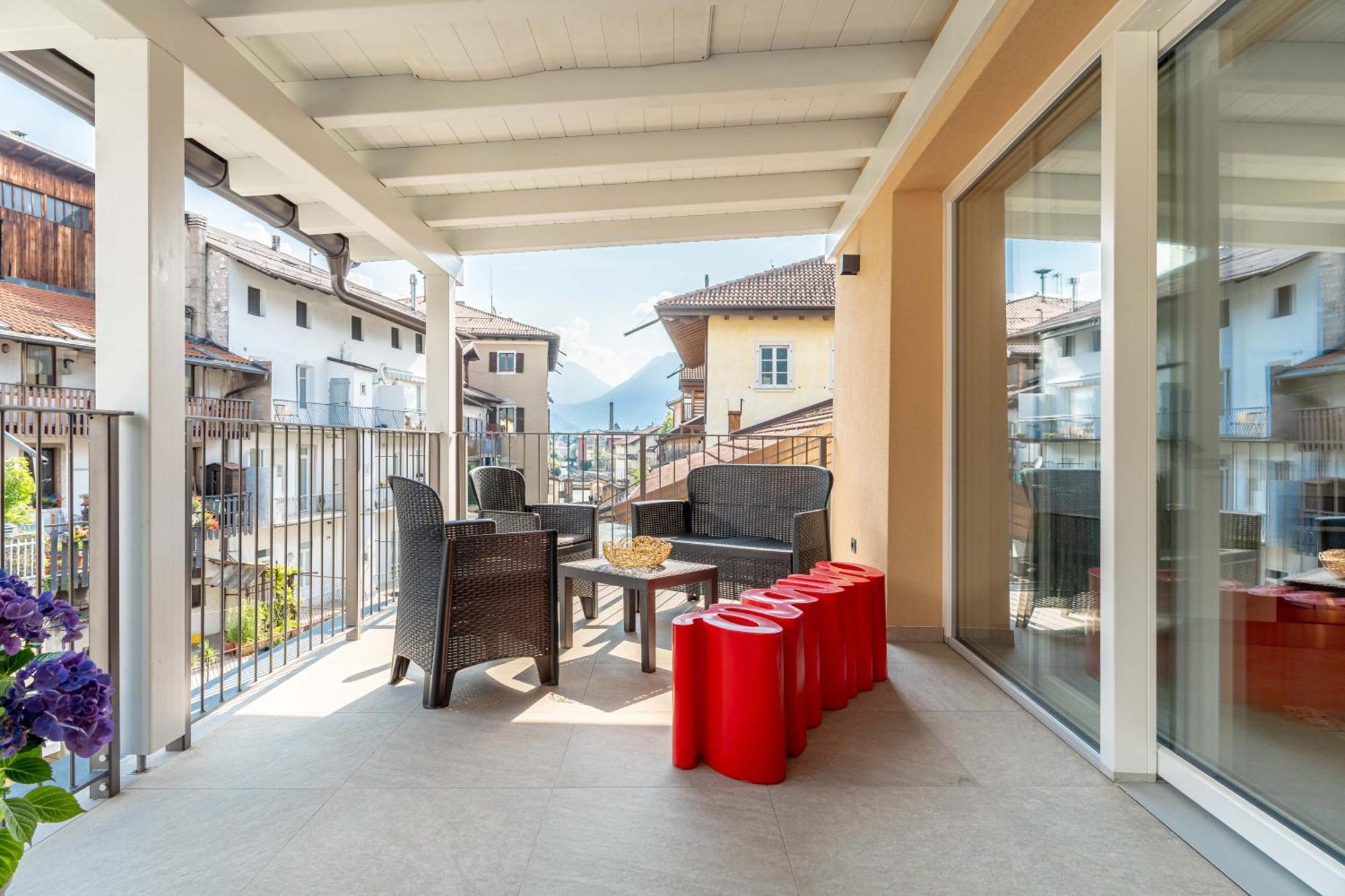 Ferienwohnung Luxury 2Br W/ River Castle View In Borgo Valsugana Exterior foto