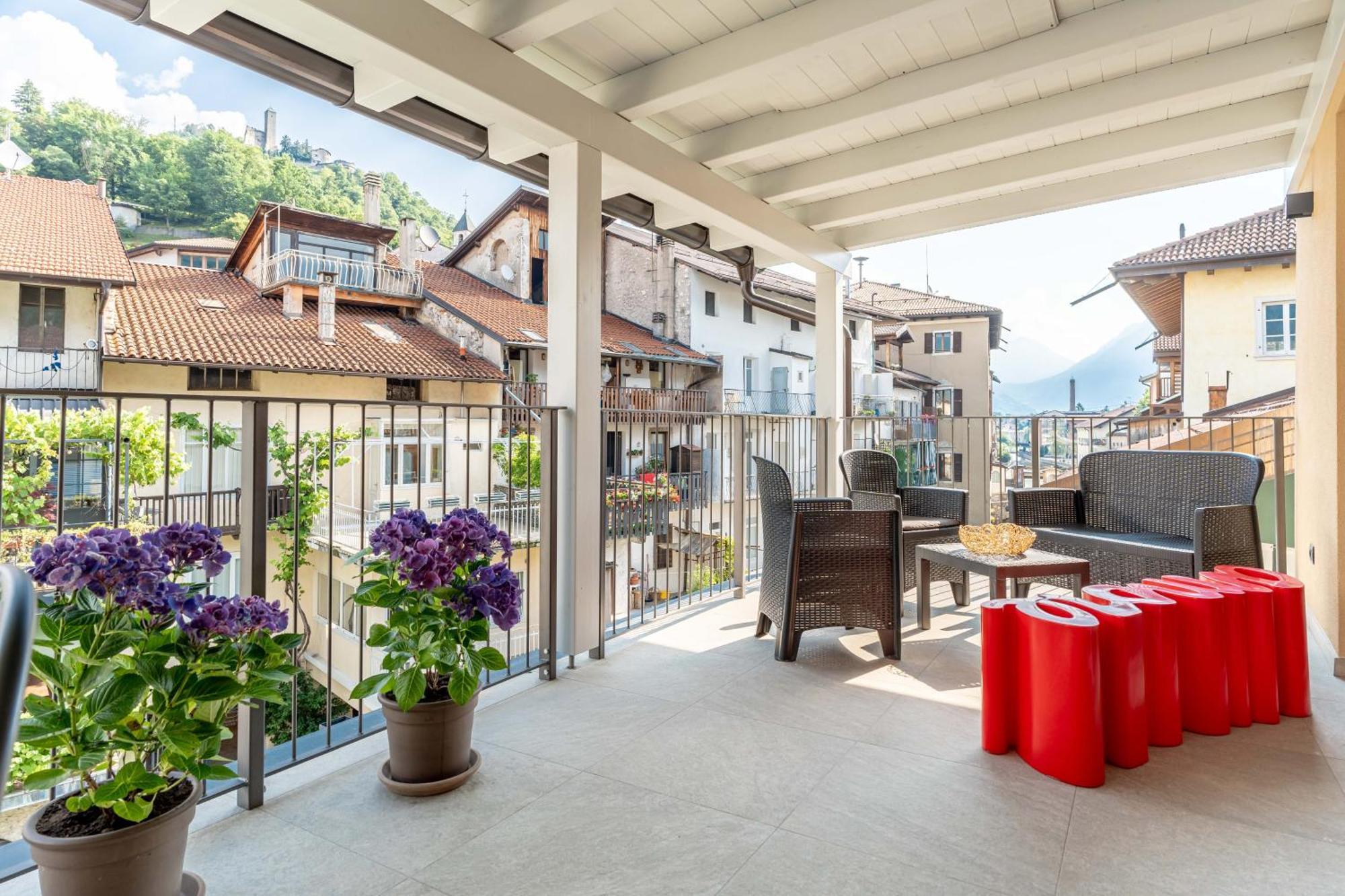 Ferienwohnung Luxury 2Br W/ River Castle View In Borgo Valsugana Exterior foto